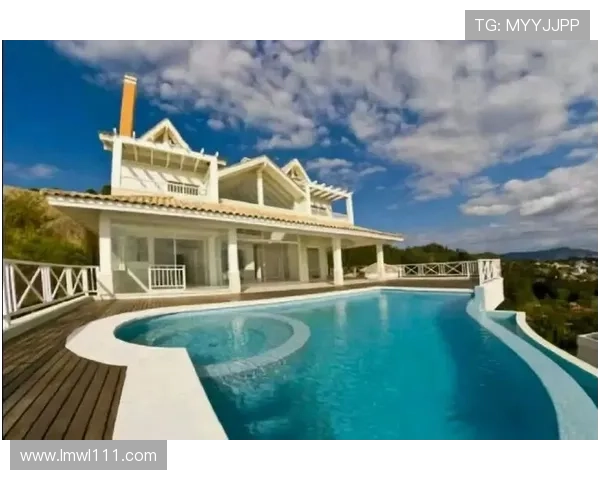 世界顶级足球明星豪宅揭秘奢华生活与独特设计的完美结合